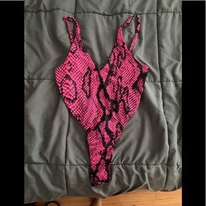 BRAND NEW FASHION NOVA BODYSUIT